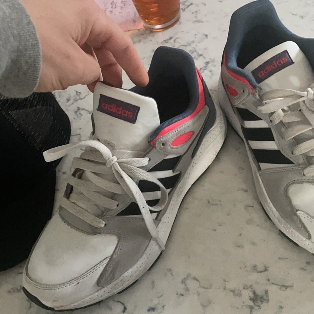 Adidas men’s shoes - Picture 3 of 3